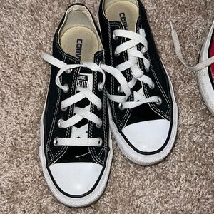 Black converse